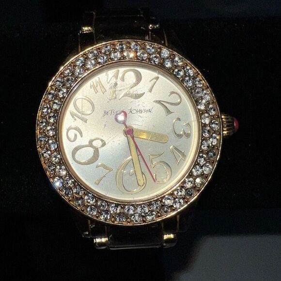 Betsey Johnson Gold Tone Crystal Bezel Gold Dial Bling Watch New Battery Sparkle - Picture 3 of 8